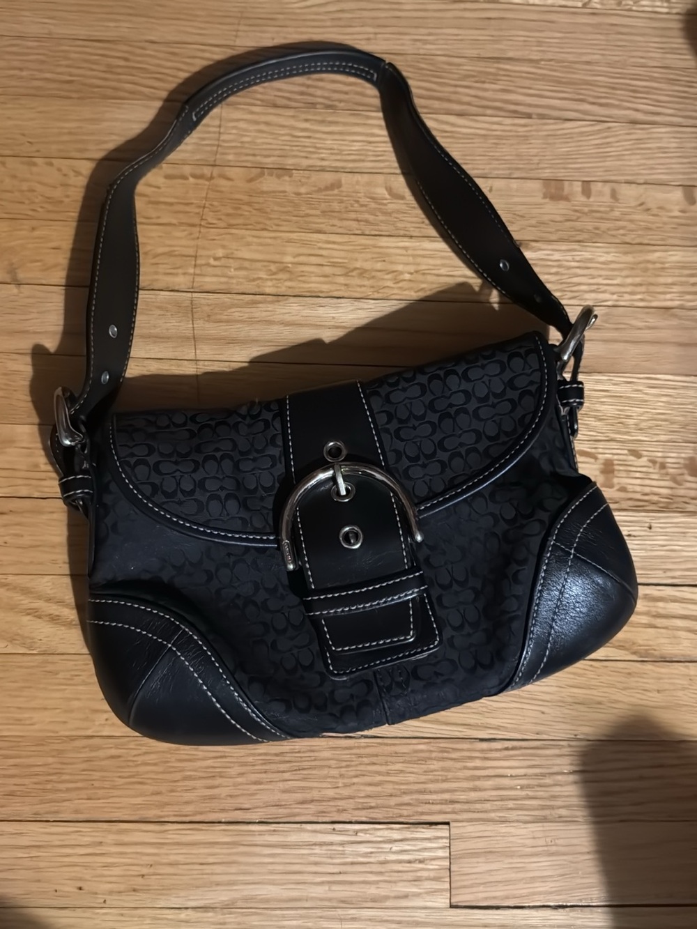 Vintage Y2K Coach SoHo bag